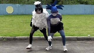 laughing #human confusing behavior #never imagined #What is this operat#funnyvideos #funnyy 31