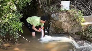 laughing #human confusing behavior #never imagined #What is this operat#funnyvideos #funnyy 49