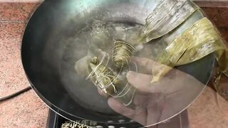 laughing #human confusing behavior #never imagined #What is this operat#funnyvideos #funnyy 71