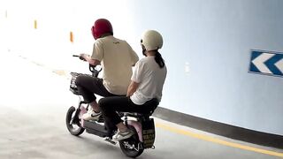 laughing #human confusing behavior #never imagined #What is this operat#funnyvideos #funnyy 75