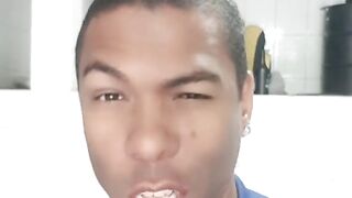 Eu dando ideia na unica mulher que sobrou no role que ninguém pegou #dublagem #meme #humor