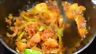 Aloo Bhuna Dhaba Style Recipe// Special Aloo Gravy Sabji Recipe ????????????