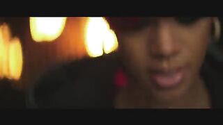 Eminem - Love The Way You Lie ft. Rihanna 2