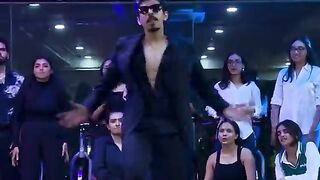 Touba touba superhit dance