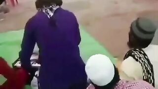 Qawwali sunte sunte maulvi Sahab per jind chha Gaya