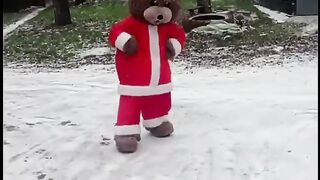 Мишка и зима