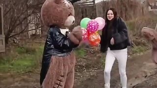 Танцы с мишкой