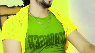 Vicky raaz