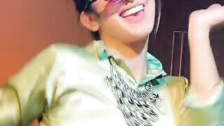 Divya Sharma viral dance