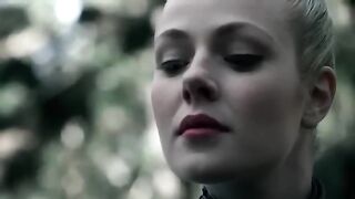 LEGEND OF THE SEEKER.  RICHARD , CARA training VOSTFR