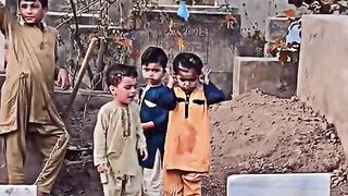 Apni maa ka khiyal rkha kre