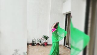Indian Girl Rashme Borkar Dance