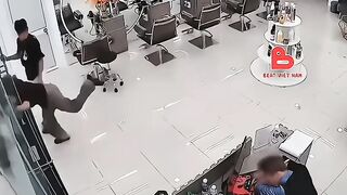 An unfortunate moment under surveillance