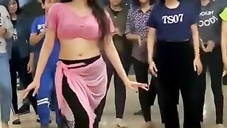 Beautiful #best Most_popular_video_by_#movethedancespace__Manohari_Medhavi_mishra_choreography__#bellydance_#shorts(360p).