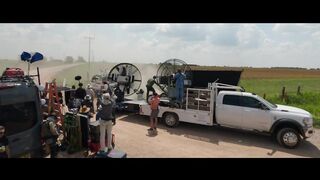 Twisters Featurette - Experience Twisters (2024).