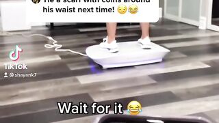 PRANKING DAD WHILE HE IS WORKING OUT