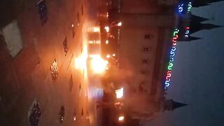 "FIRE DANCER ATRACTION."