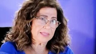 اغتيال ترامب وتوقف المطارات.. جدل على السوشيال ميديا لتحقق نبوءات ليلى عبداللطيف