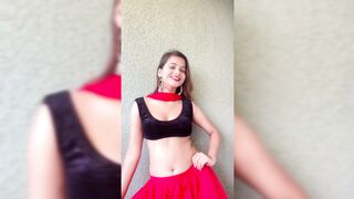 Indian Girl Samiksha Wavhal Dance
