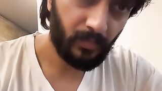 Riteish Deshmukh's DIG at Genelia D'Souza leaves her shocked!!