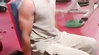 Jym Workout biseps training