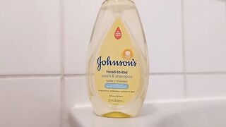 Johnson's Head-to-Toe Gentle Tear-Free Baby & Newborn Wash & Shampoo,