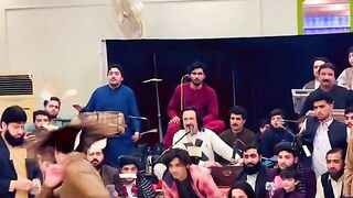 Funny Dance vs Pathan????
