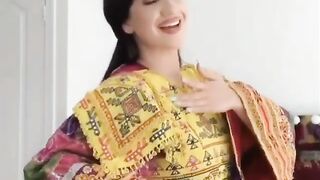 Girl trending dance