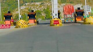 Sawat motorway tollplaza