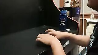 NGAPAIN NIH TUKIDI