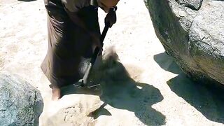 Keajaiban di Gurun Suku Baduy Menemukan Sumber Air Tersembunyi