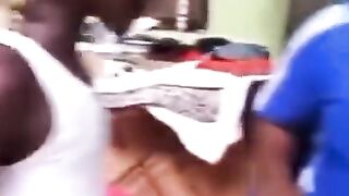 PIADA ARREPIANTE - A CURIOSIDADE DA MENINA EM SABER DO SEU PROGENITOR SE PESSOA COME-SE????