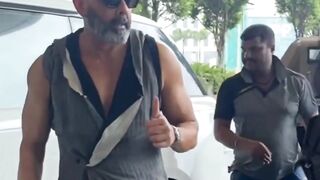 Bobby Deol Spotted At Mumbai Airport Viral Masti Bollywood