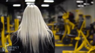 SUPERHERO female fitness motivation