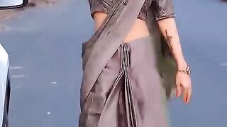 Ek Pardesi Mera Dil Le Gaya Dance