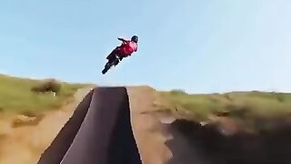 dimitrivegasandlikemike_#electronicmusic_#techno_#offroad_#motocross#short #video