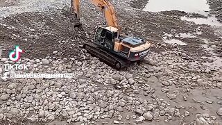 Что делает трактор