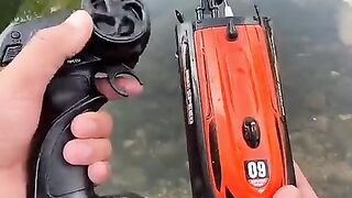 Mini_Remote_Control_RC_Boat_????????#gadgets(480p).
