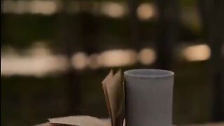 Akale hain chale ao