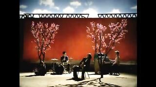 Maroon 5 this love