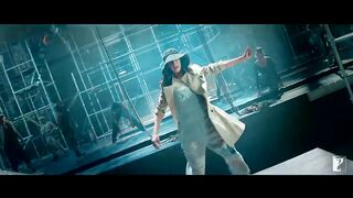 Kamli Song | Dhoom:3 | Katrina Kaif, Aamir Khan | Sunidhi Chauhan | Pritam | Amitabh Bhattacharya