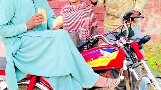 اپنی آنکھے کھول