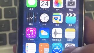 这是旧款苹果手机
