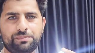 Hum tak internet kese poochta hain
