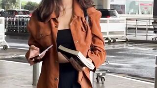 Shalini Pandey Spotted At Airport #shalinipandy #short #youtubeshort #shorts #trending #viral #shortvideo