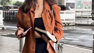 Shalini Pandey,Sophie Choudry,Genelia & Sara Tendulkar Spotted in Town & at Airport