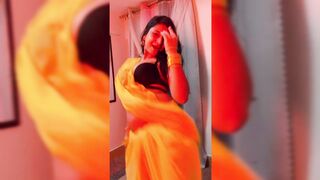 Indian Girl Zeba Bi Dance 18