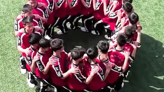 This is teamwork at its finest!
