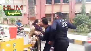 In Faisalabad Allied Hospital 2, the misbehavior with the ladies of the security guard can be seen in the video.