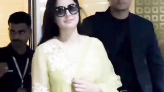 Katrina Kaif Spotted At Airport #katrinakaif #short #shorts #trending #viral #bollywood #viralshorts